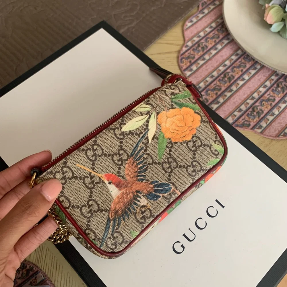 Gucci Beige GG Supreme Floral & Bird Mini Clutch with Red Trim